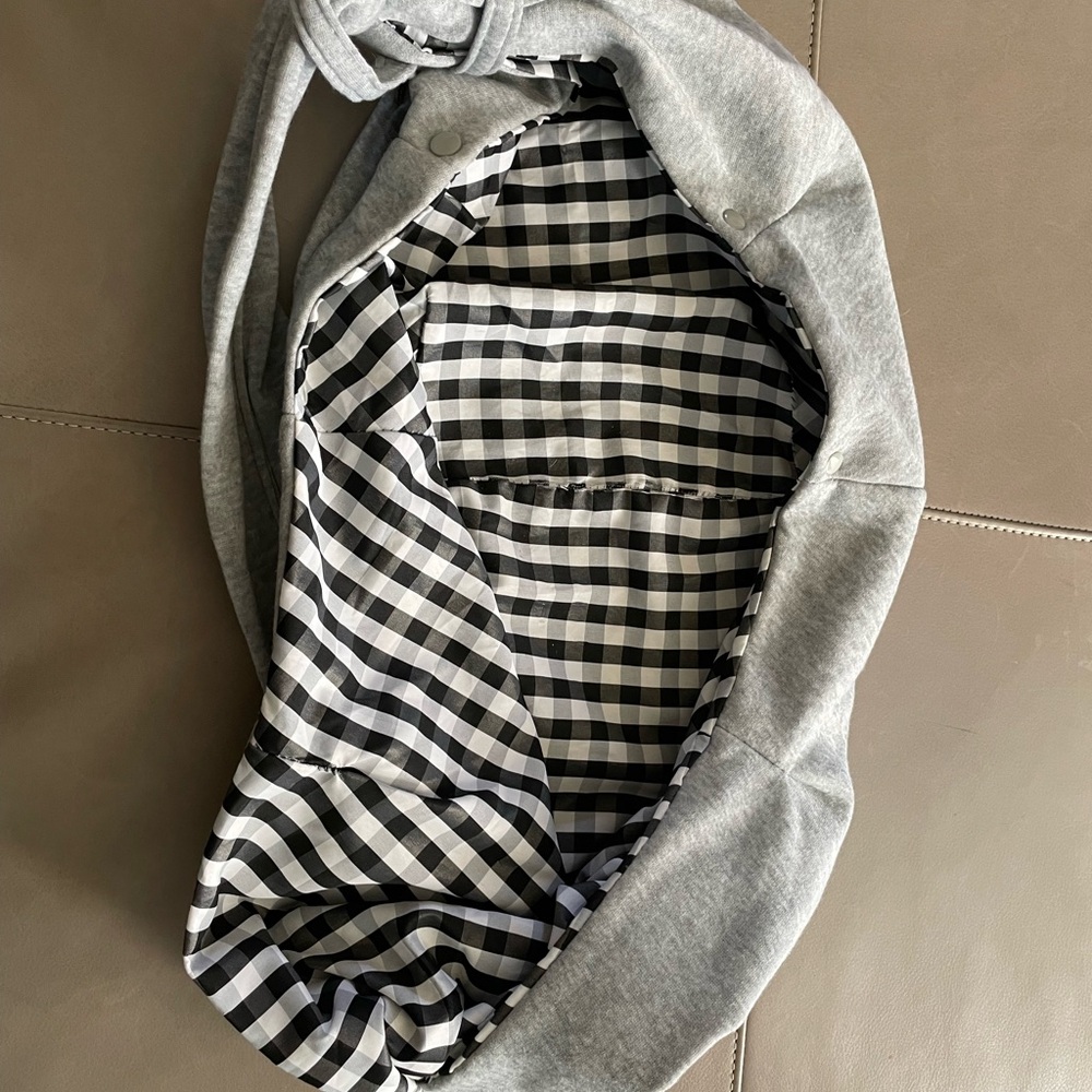 Cuby Gray Sling Bag - Picture 3 of 4